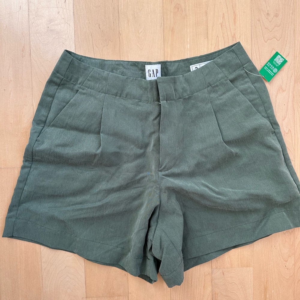 Gap SoftSuit Tencel Shorts NWT